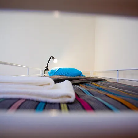 라운지 게스트 하우스